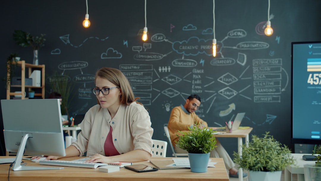 AI content planning tools and editorial calendar for real estate agents